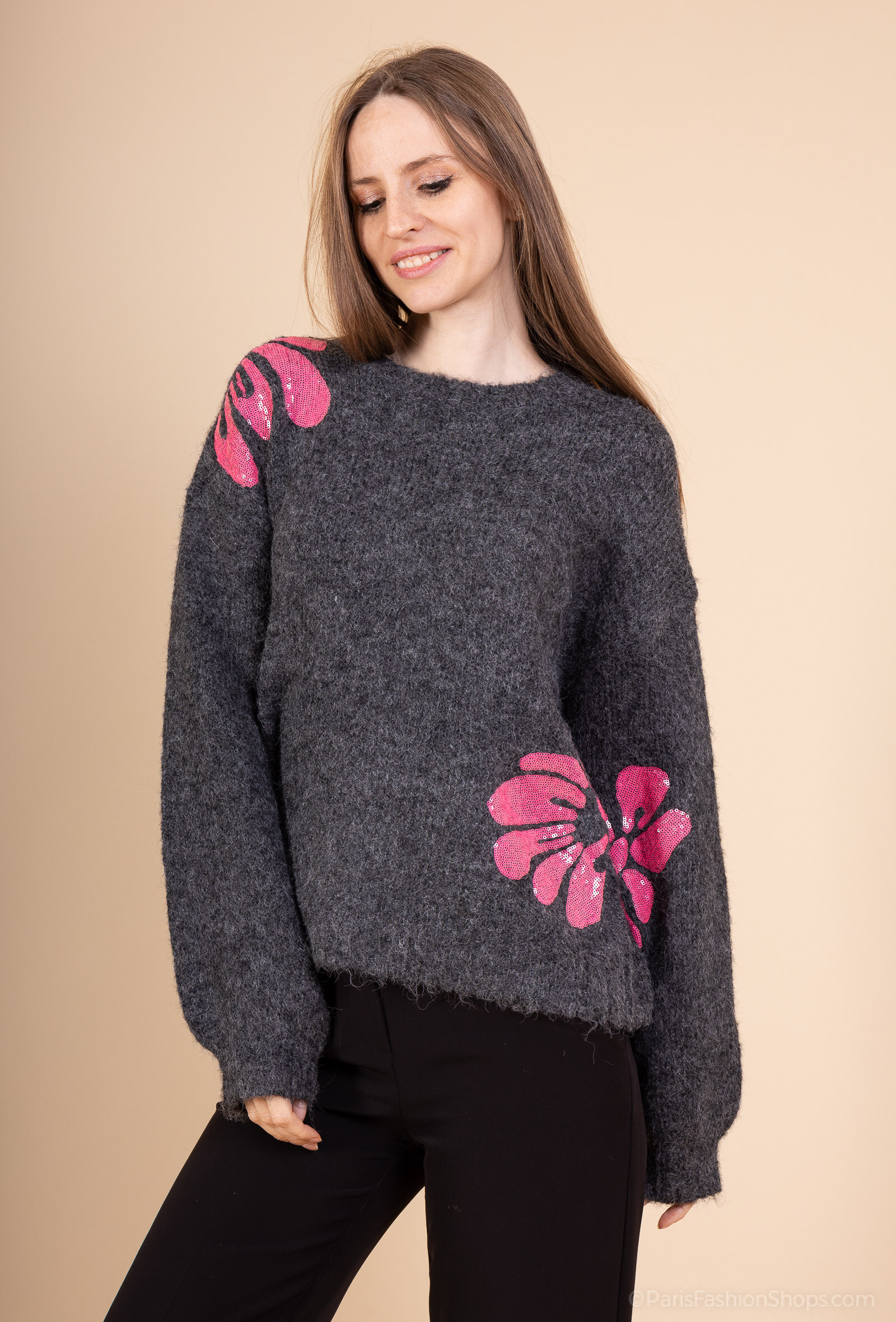 Mayorista Audrey - Jersey de lana oversize en punto esponjoso con apliques de lentejuelas – Audacia y feminidad asumida