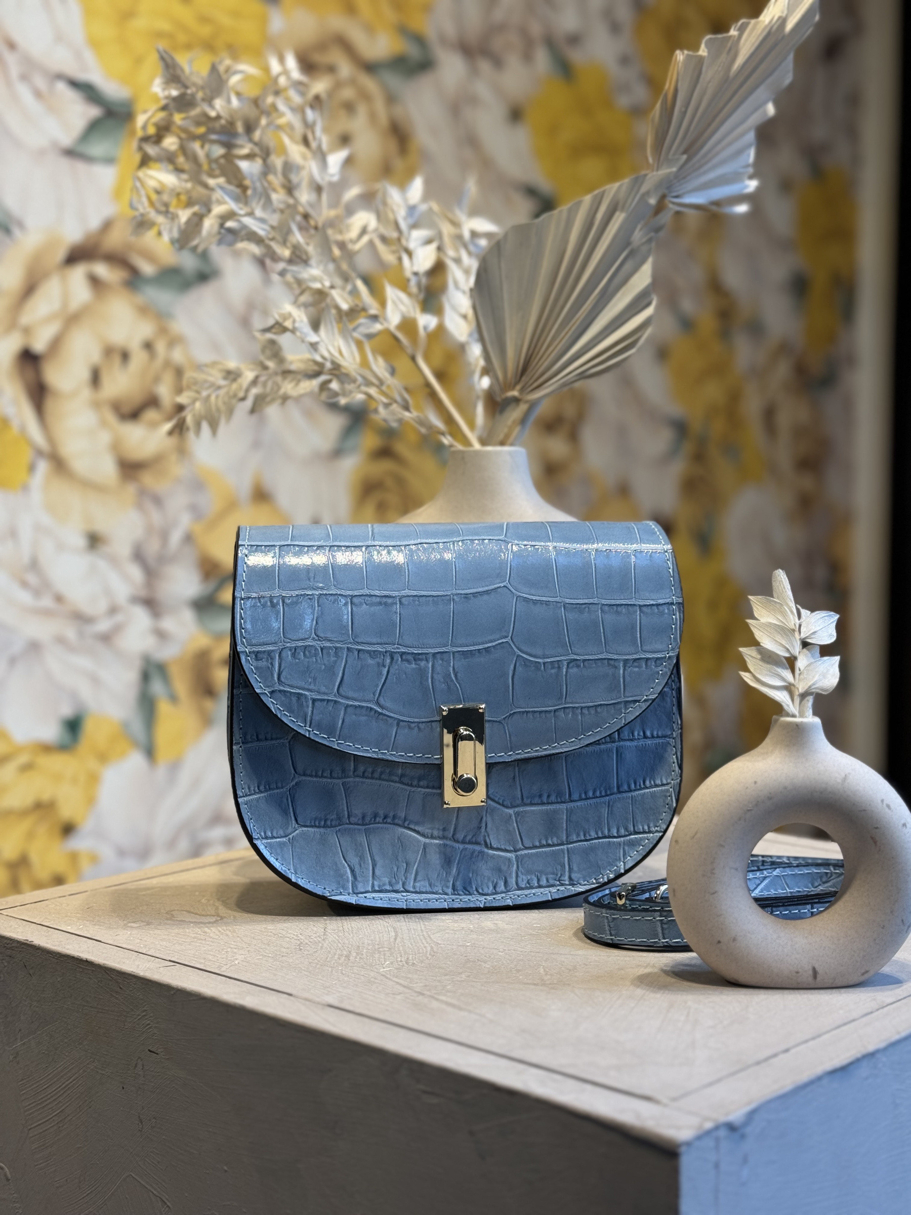 Wholesaler Auren - Shiny pattern leather bag made in Italy