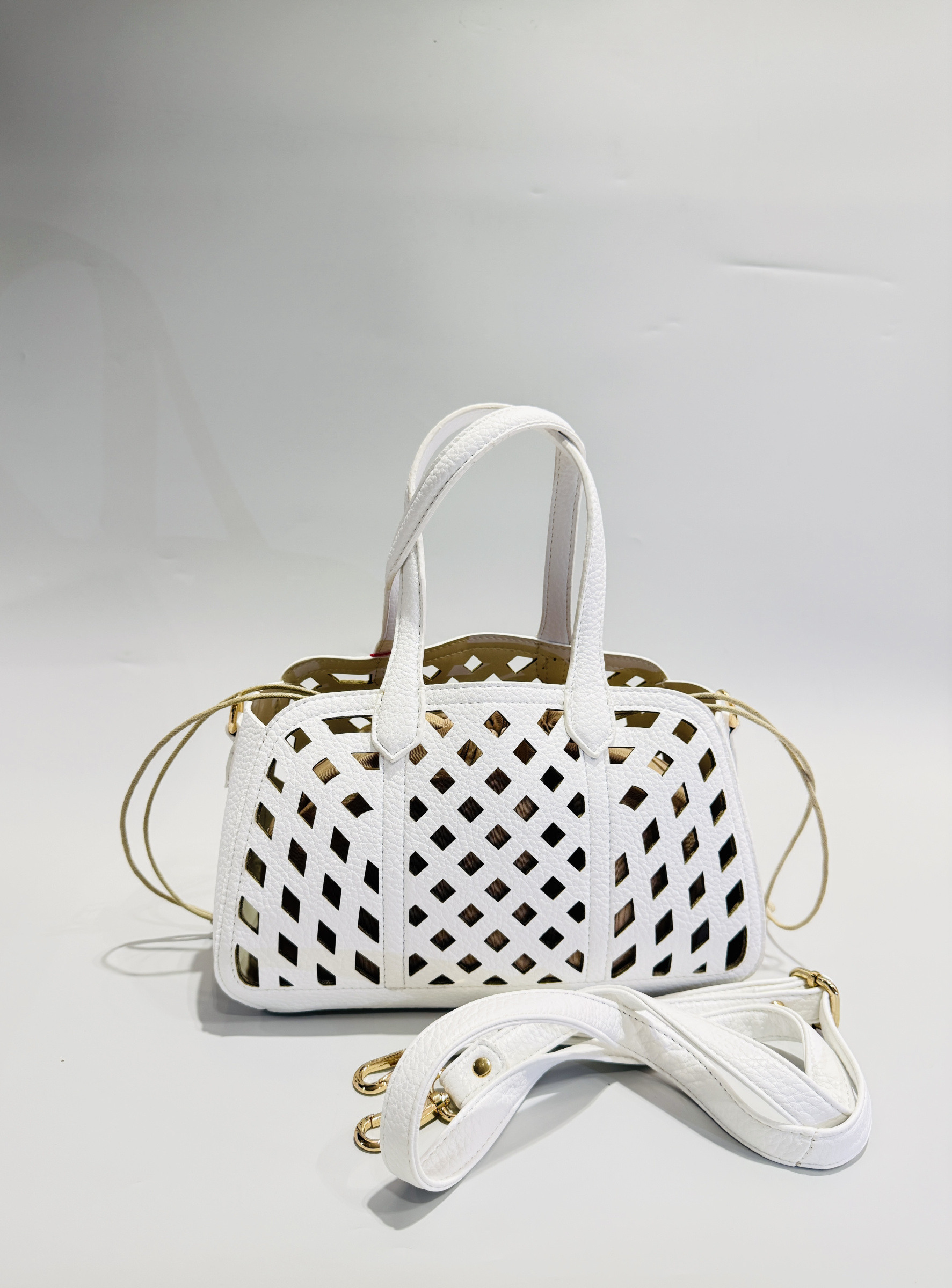 Grossiste Auren - Sac à main en synthétique B260519-1