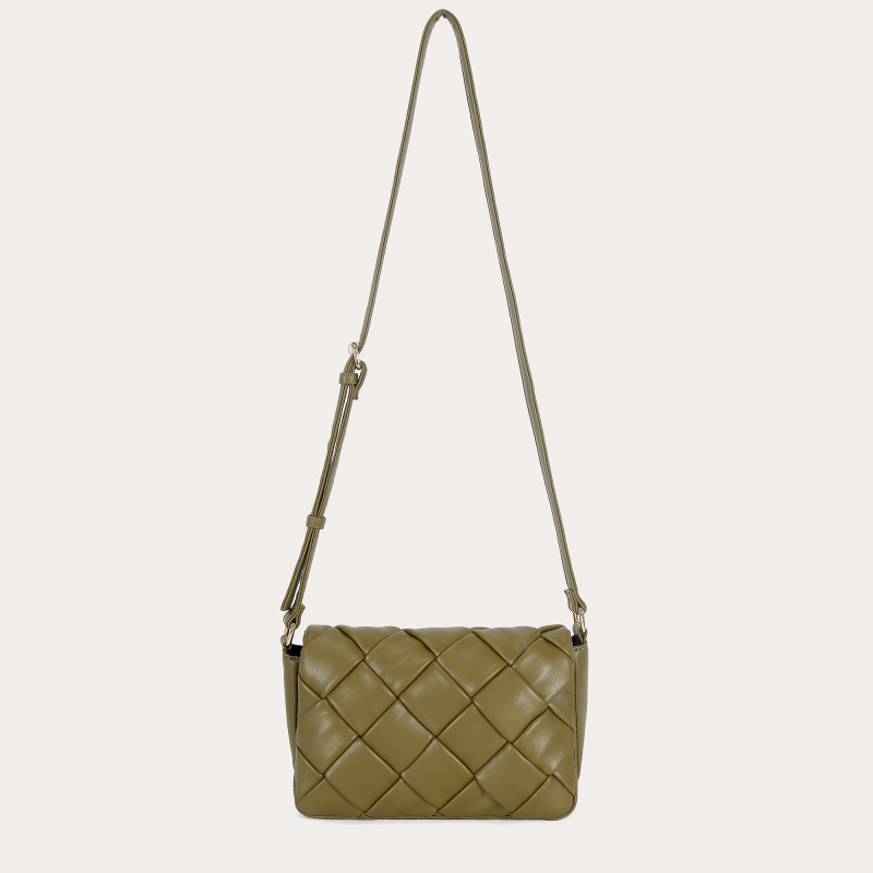 Wholesaler Auren - Synthetic braided flap crossbody bag