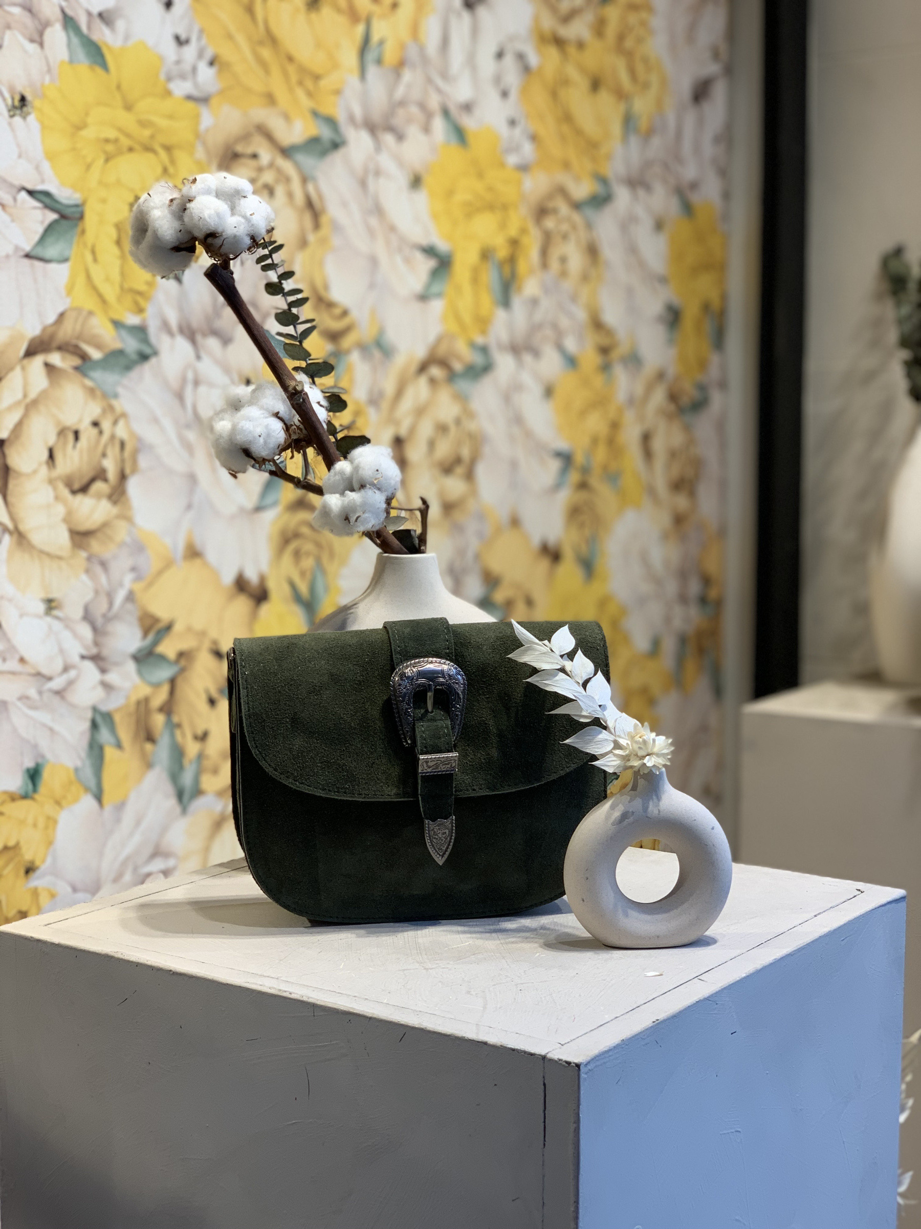 Wholesaler Auren - Crossbody bag in split cowhide leather