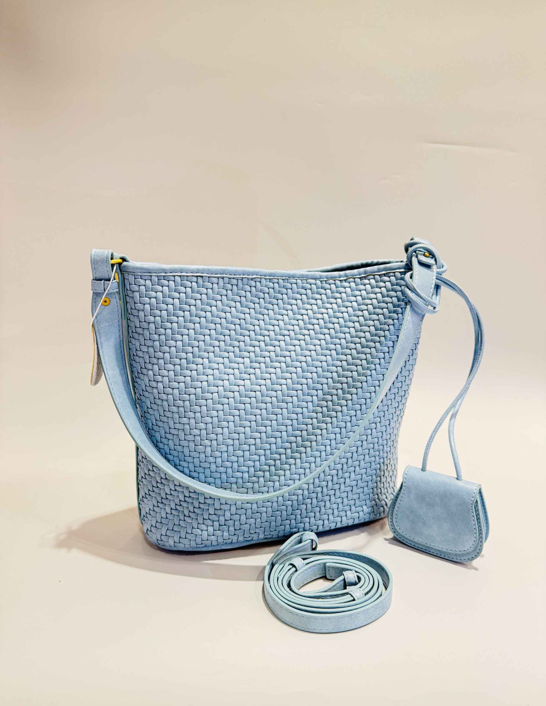 Wholesaler Auren - Shoulder bag in split cowhide leather B2506-1