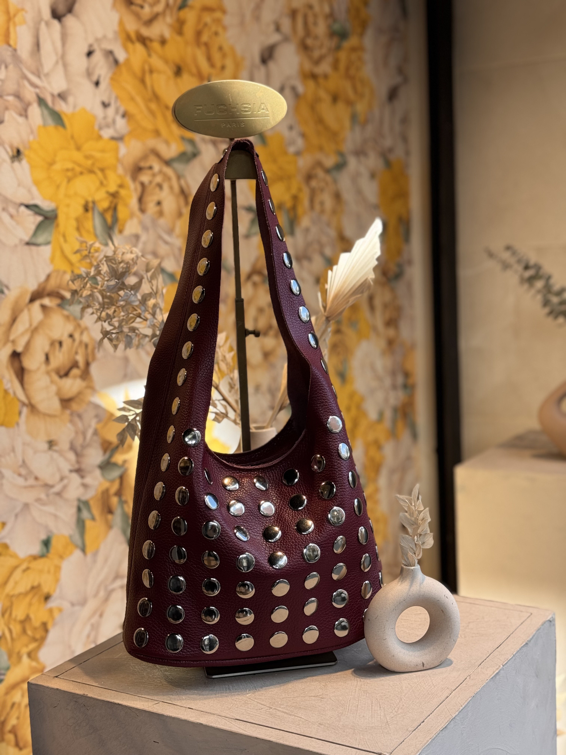 Wholesaler Auren - Studded shoulder bag in cowhide split leather