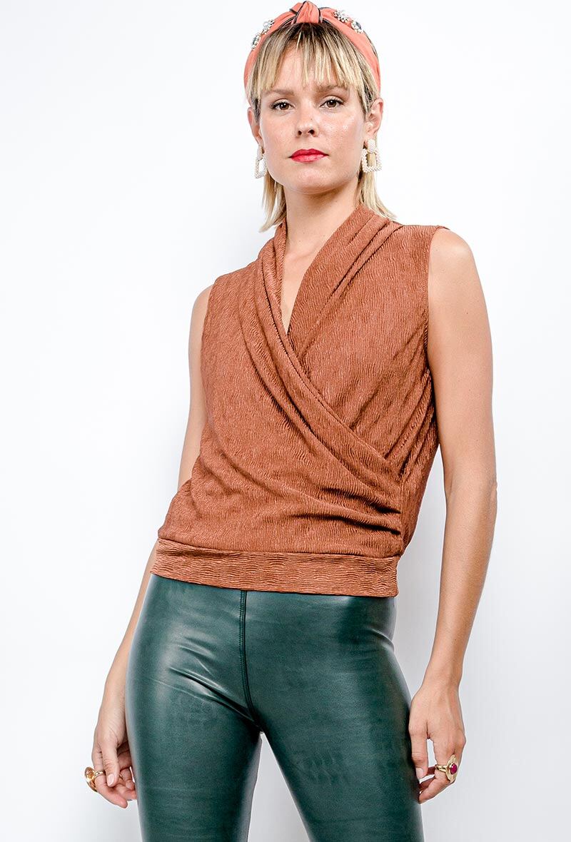 Wholesaler Axange - Wrap shiny sleeveless top