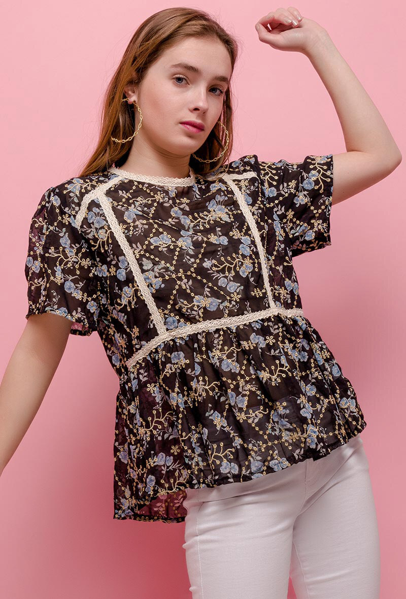 Grossiste Azaka II - Blouse brodée