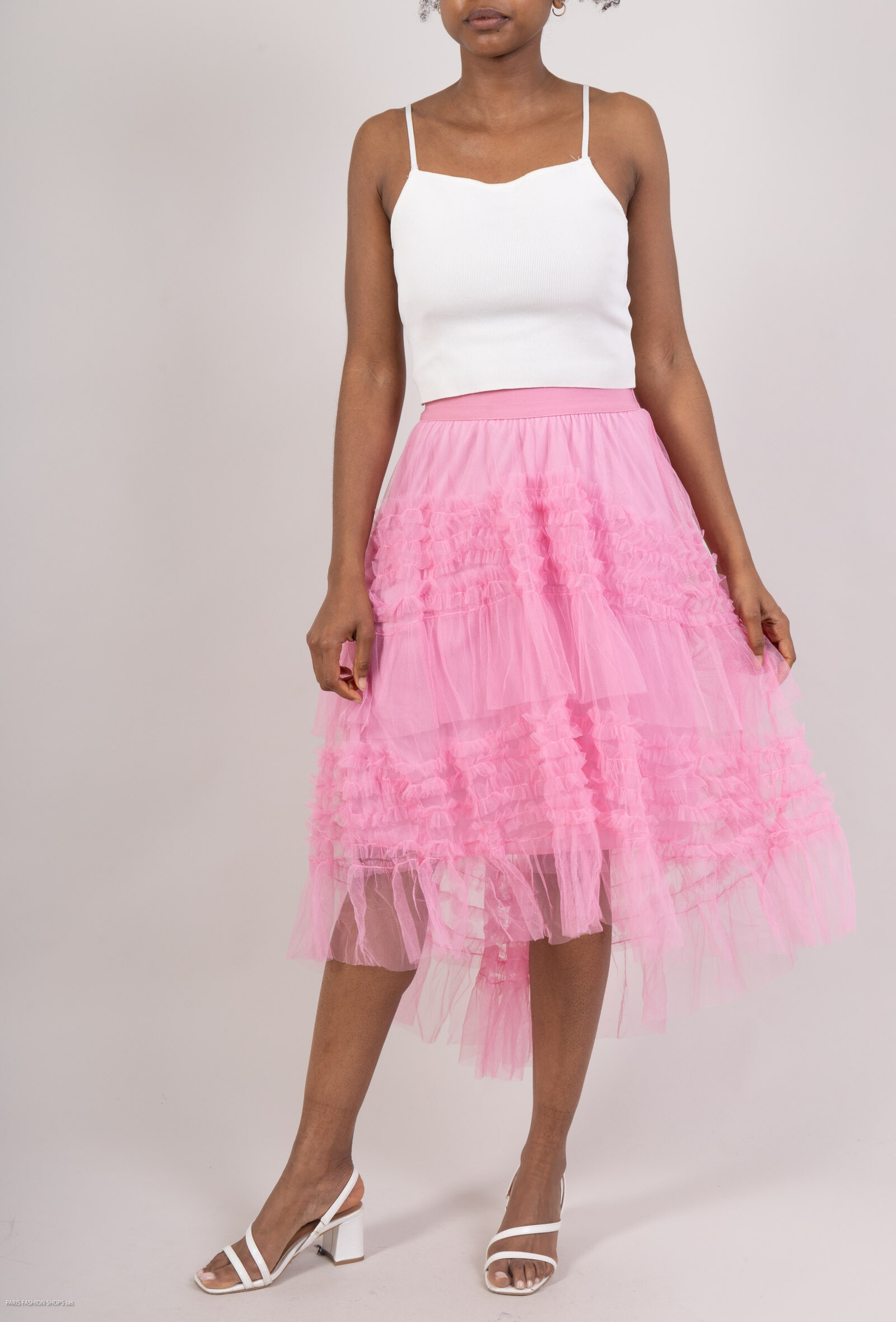 Light polyester skirt, perfect for summer, made in China - Spring/Summer 2025 Collection. Perfect for sunny days.