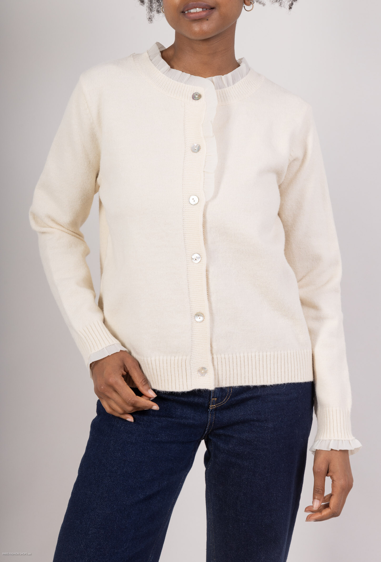 Lightweight women's sweater in polyamide, polyester, and acrylic, Spring/Summer 2025 collection, ideal for cool evenings.