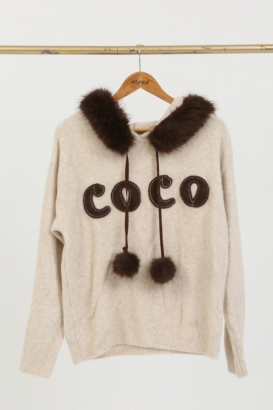 Pull féminin chic, mi-saison, en polyamide, viscose et laine, touche d'autruche, importé de Chine pour l'été 2026.