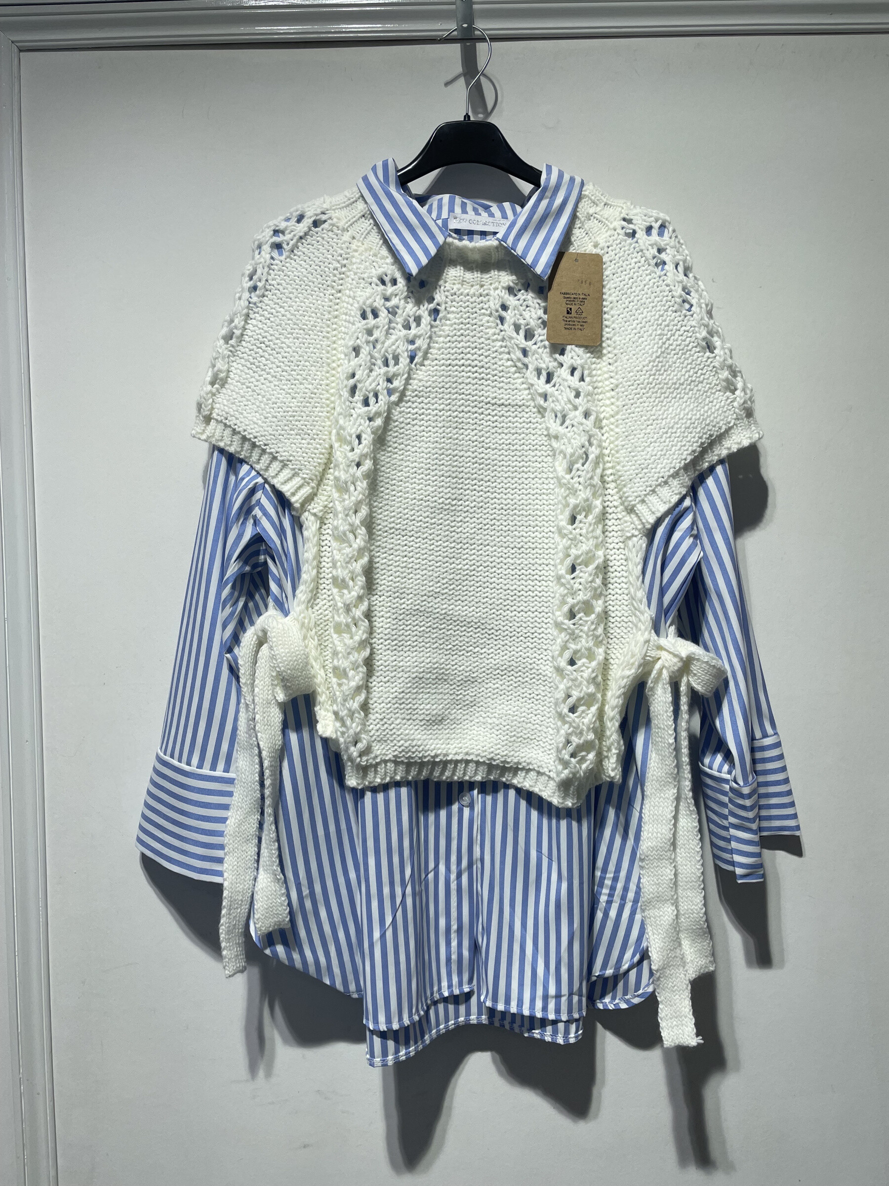 Wholesaler Azalea - Sleeveless sweater