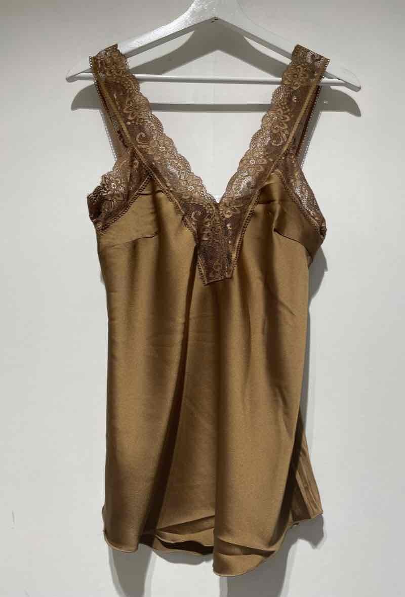 Wholesaler Azalea - Satin tak top with lace