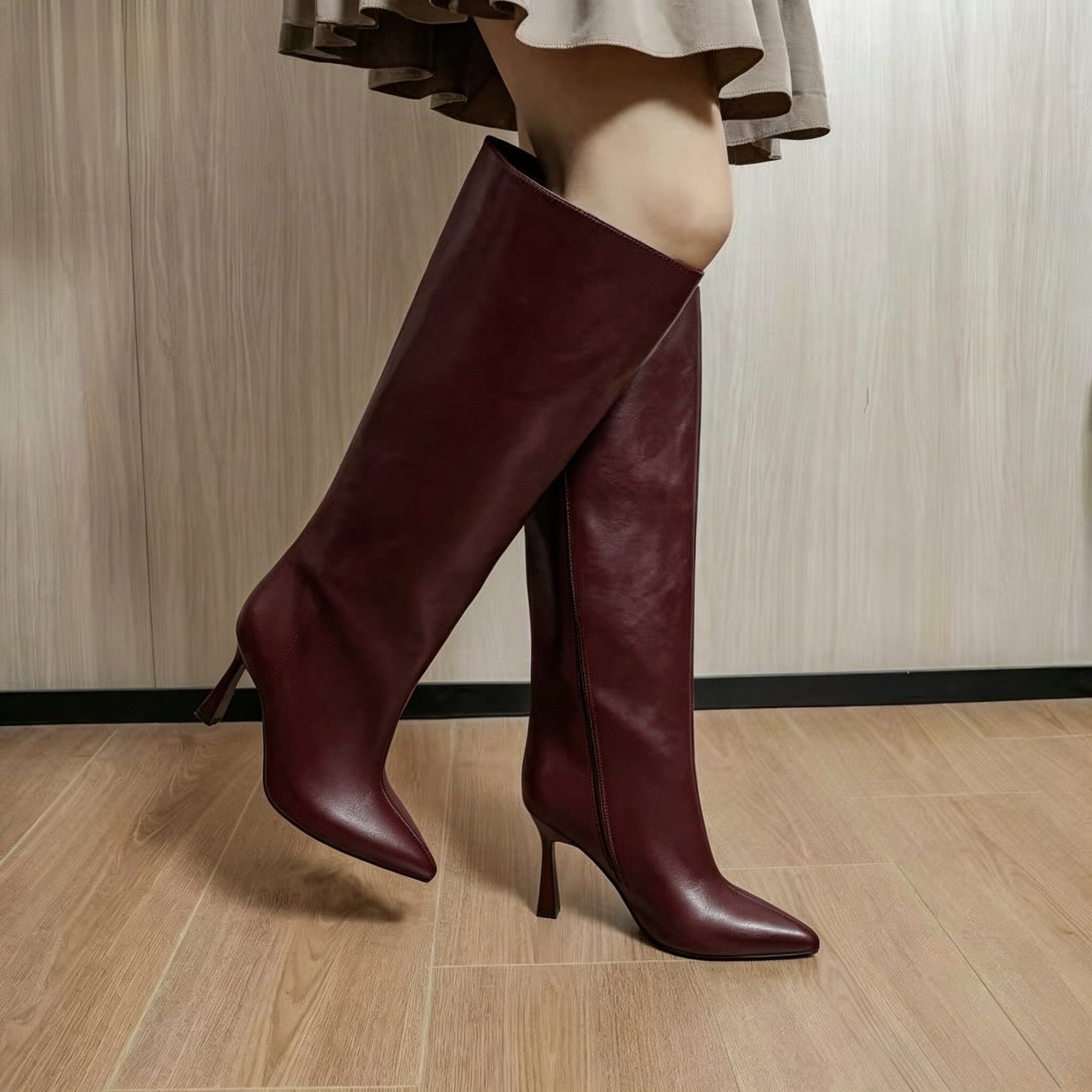 Wholesaler BEAVITA SHOES - Knee-high leather boots with stiletto heel and tapered toe. Elegant and alluring.