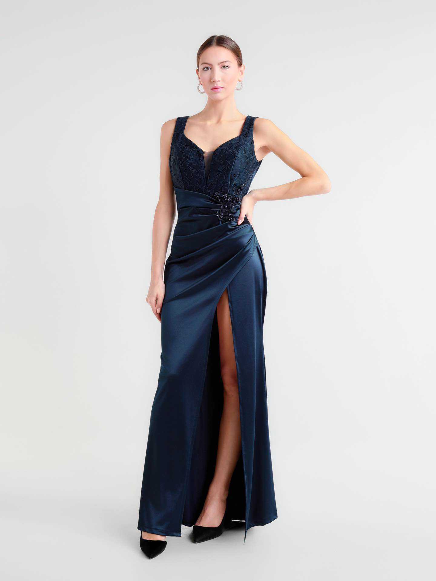 Mayorista BEHOO - Vestido largo con aplicación floral y abertura