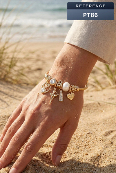 Mayorista Beli & Jolie - Brazalete rígido con charms de metal Mayorista Beli & Jolie - Brazalete rígido con charms de metal
