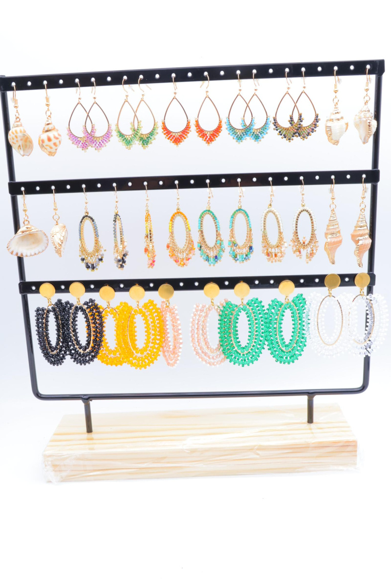 Grossista Beli & Jolie - Set di 18 orecchini con espositore