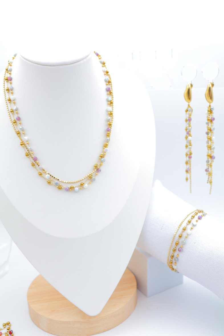 Großhändler Beli & Jolie - Set aus Edelstahlschmuck.