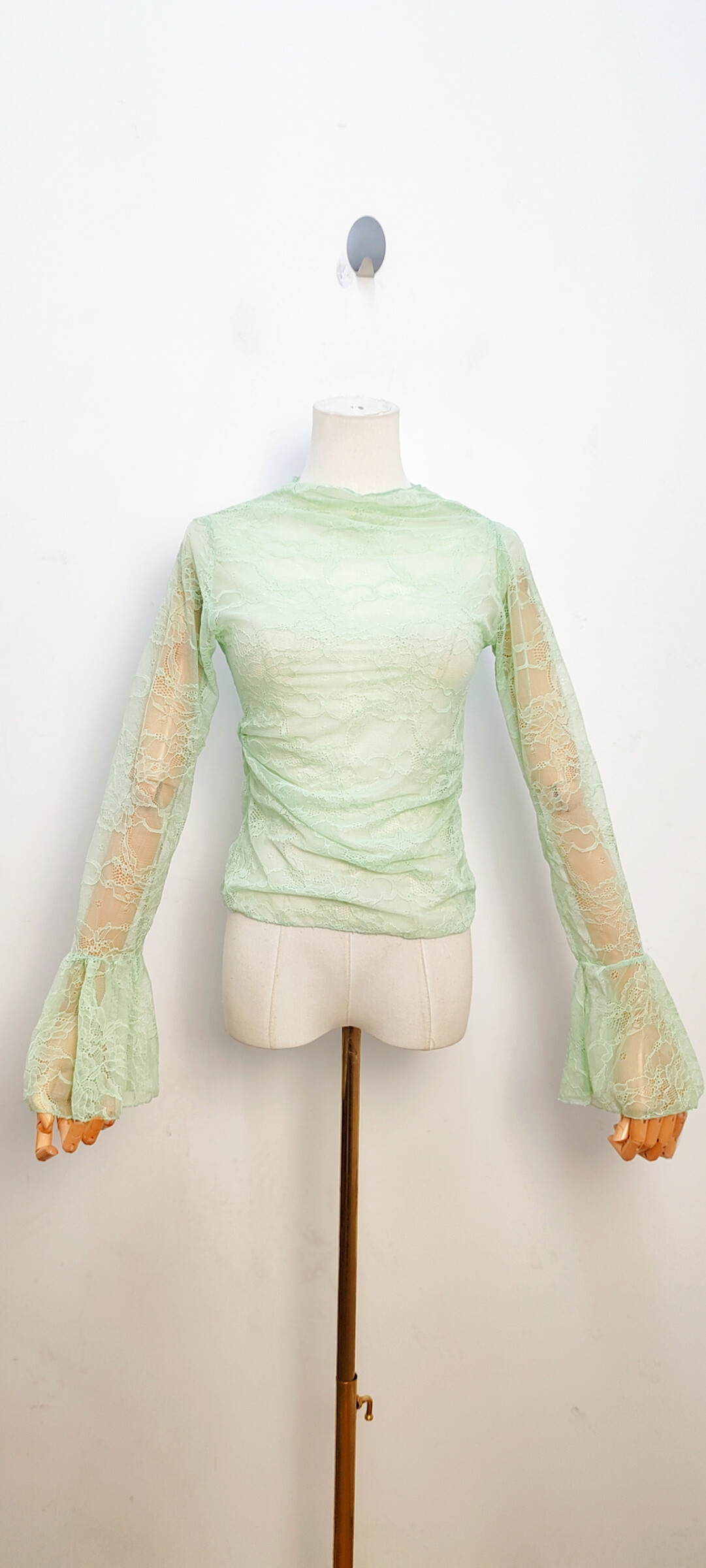 Wholesaler Bellavie - Lace blouse