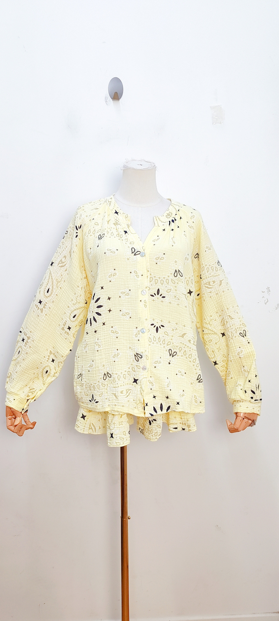 Grossista Bellavie - COMPLETO CAMICIA E PANTALONCINI
