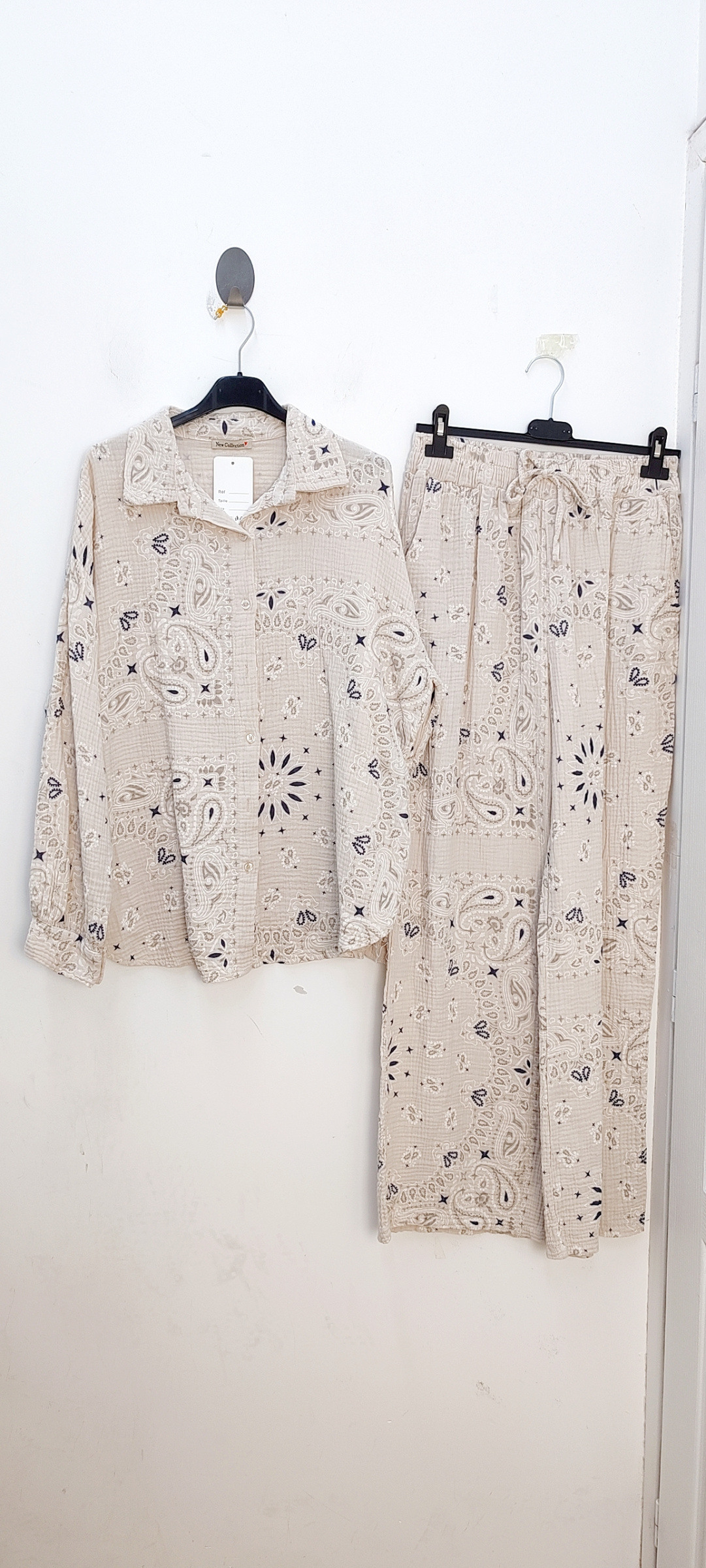 Grossista Bellavie - COMPLETO CAMICIA E PANTALONI IN BANDANA