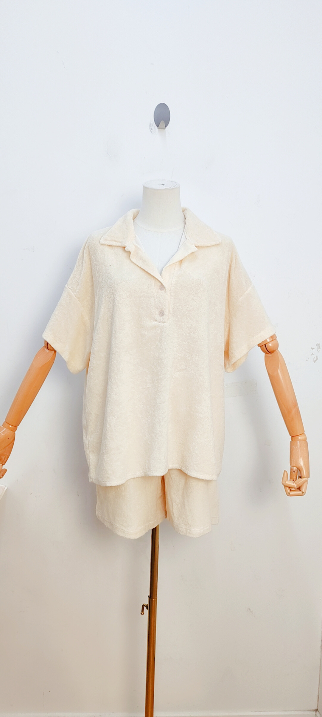 Mayorista Bellavie - Blusa de conjunto y corto en esponja