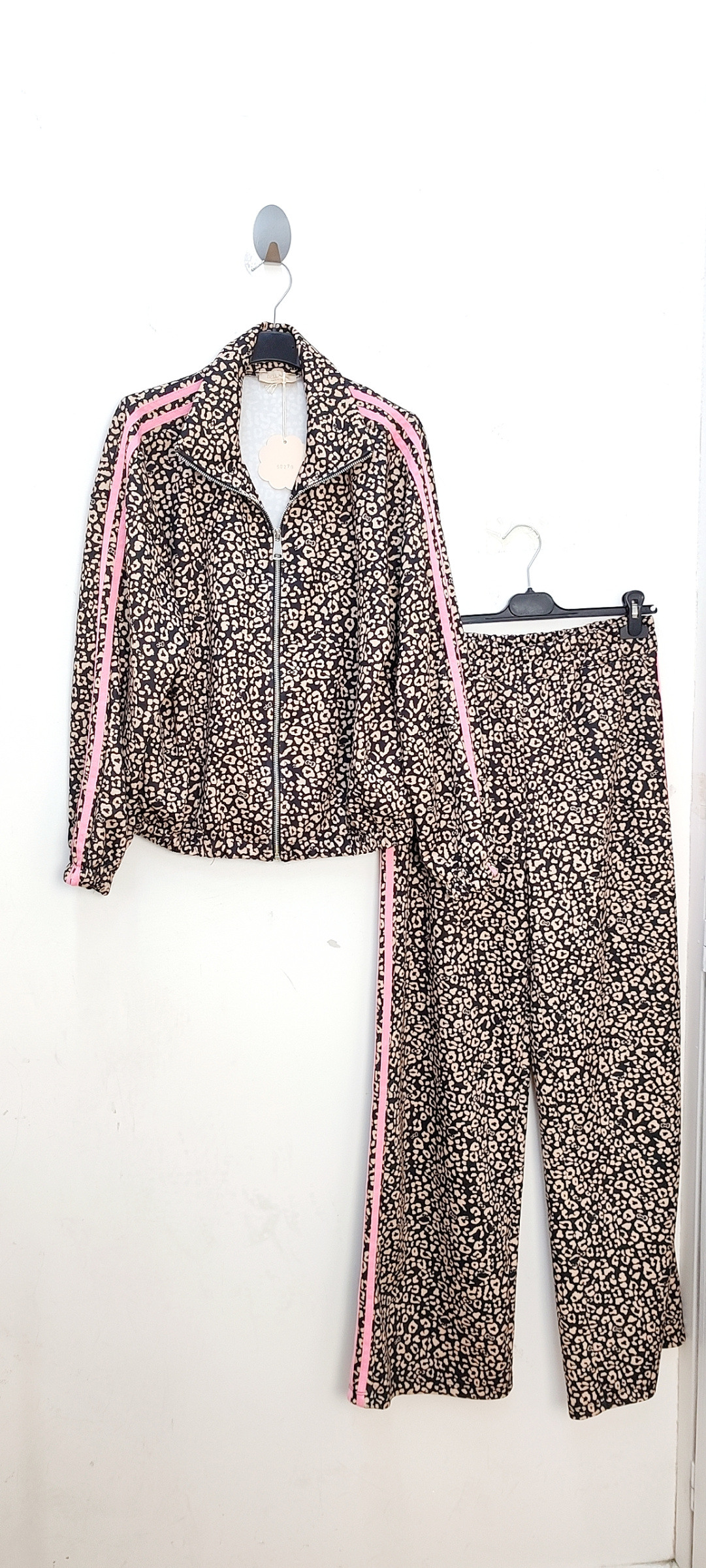Mayorista Bellavie - Conjunto de chaqueta y pantalón de leopardo