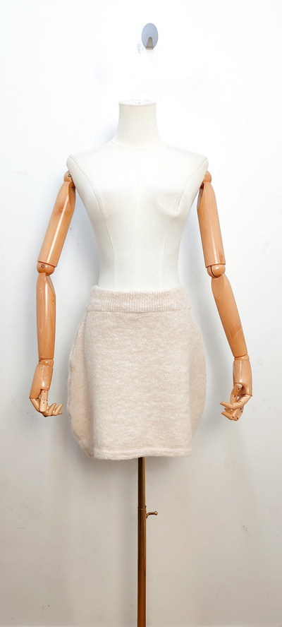Grossiste Bellavie - JUPE COURTE EN TRICO DOUX Grossiste Bellavie - JUPE COURTE EN TRICO DOUX