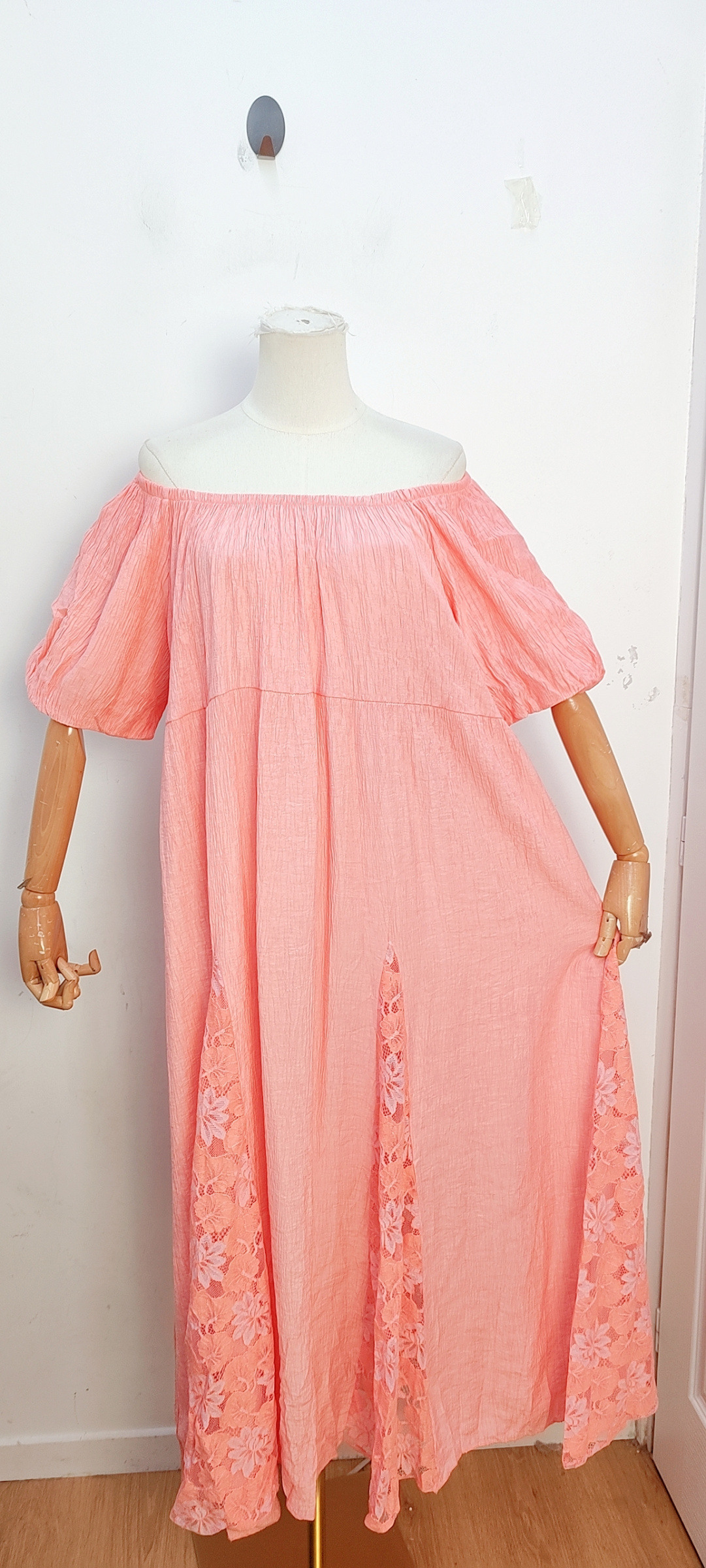 Großhändler Bellavie - LANGES KLEID MIT SPITZE