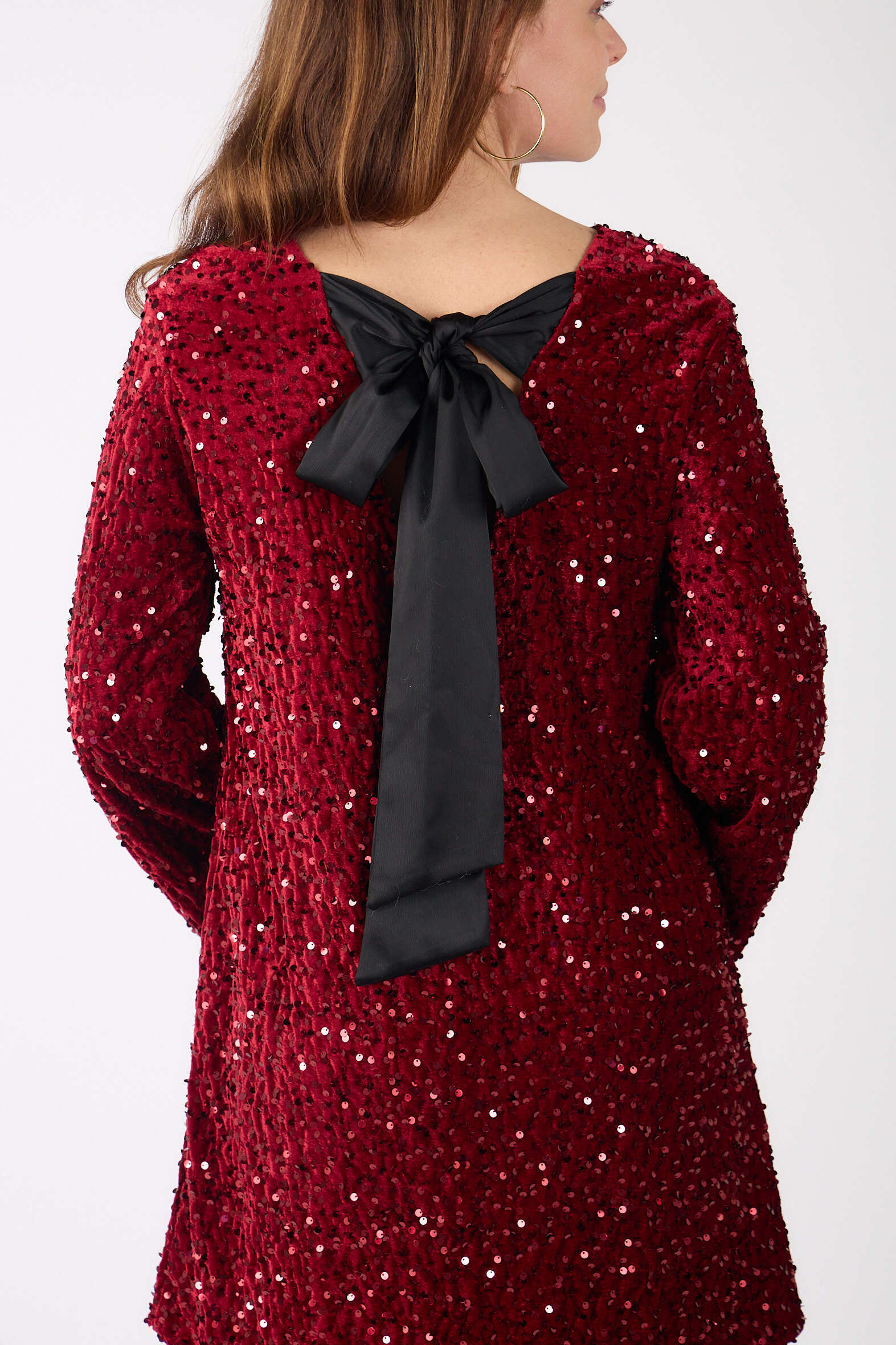 Wholesaler Bellavie - SEQUIN DRESS WITH BOW BACK
