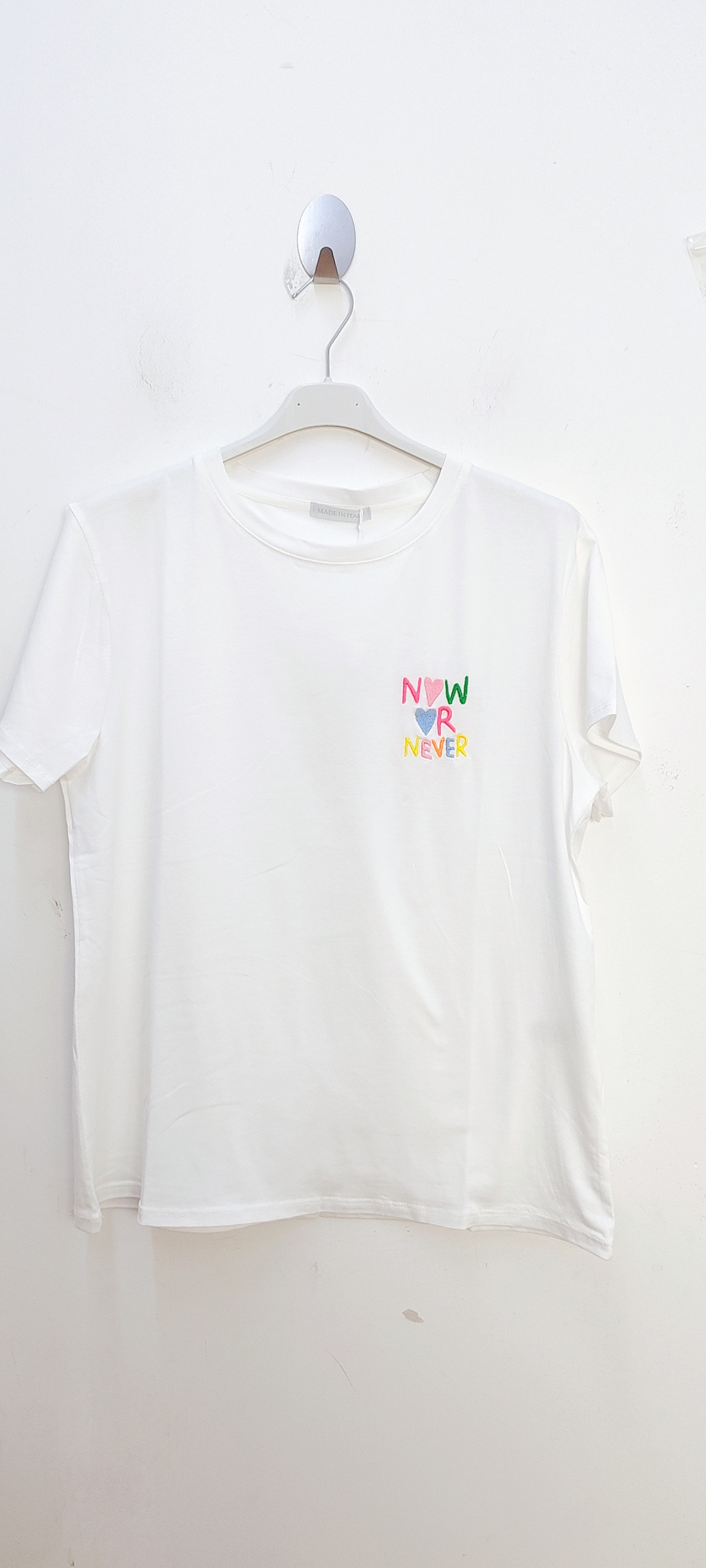 Großhändler Bellavie - Besticktes T-Shirt