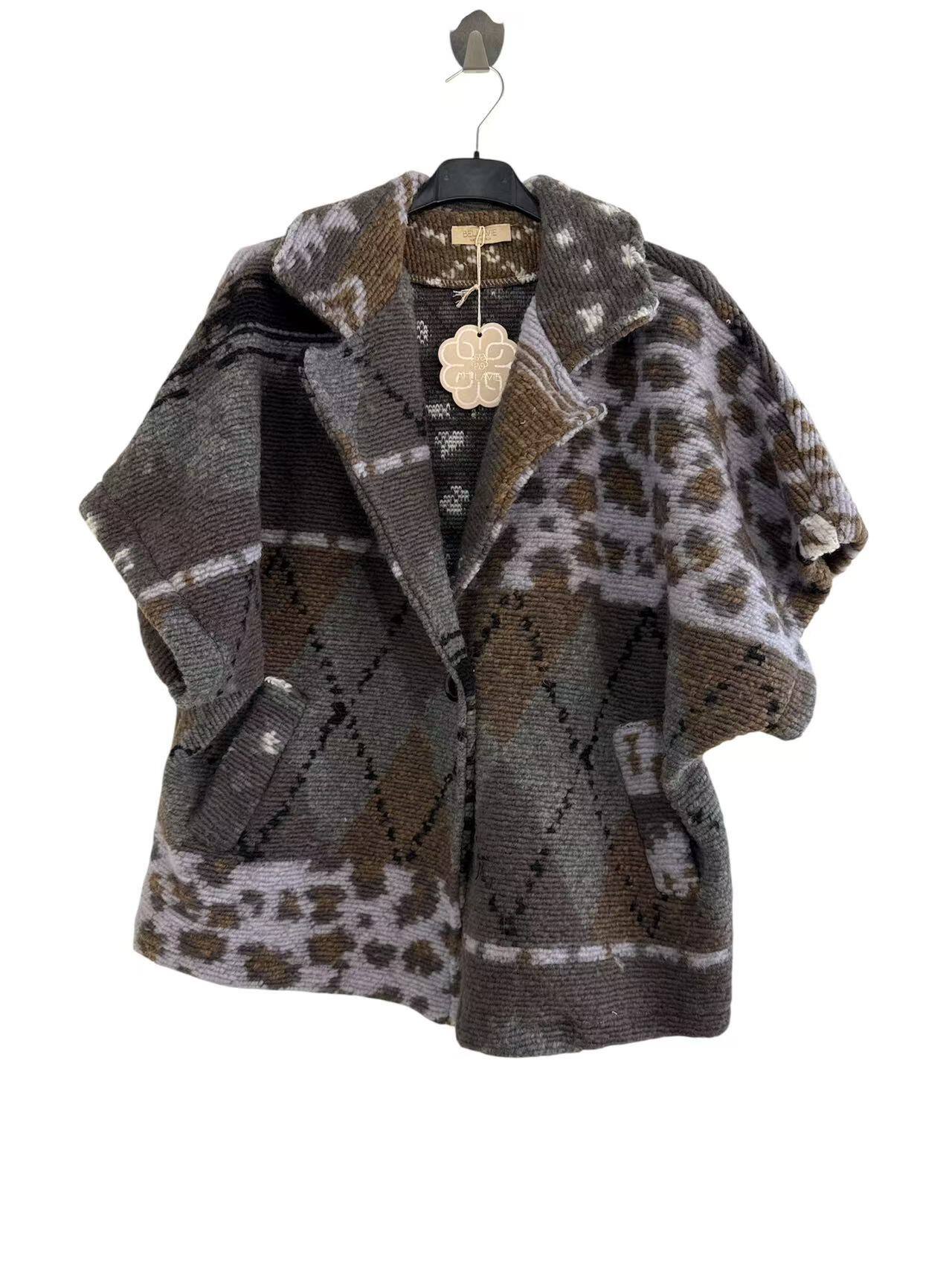 Grossista Bellavie - cappotto in maglia jacquard bohémien con motivi geometrici e floreali