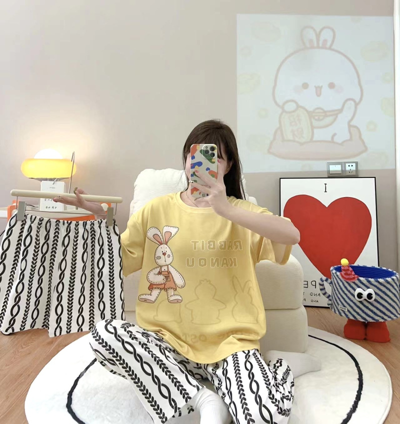 Wholesaler BELLE COM'ELLE - Checkered Bear 3-Piece Pajamas Set