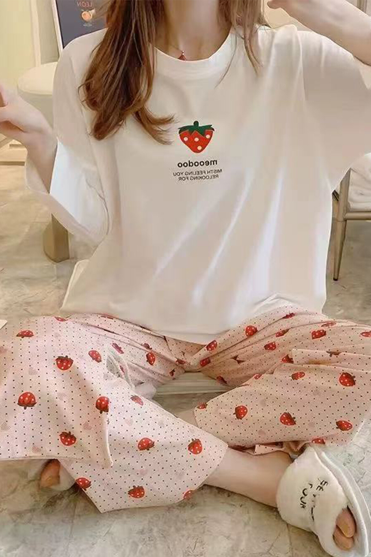 Grossiste BELLE COM'ELLE - Ensemble Pyjama Manches Longues Fraises