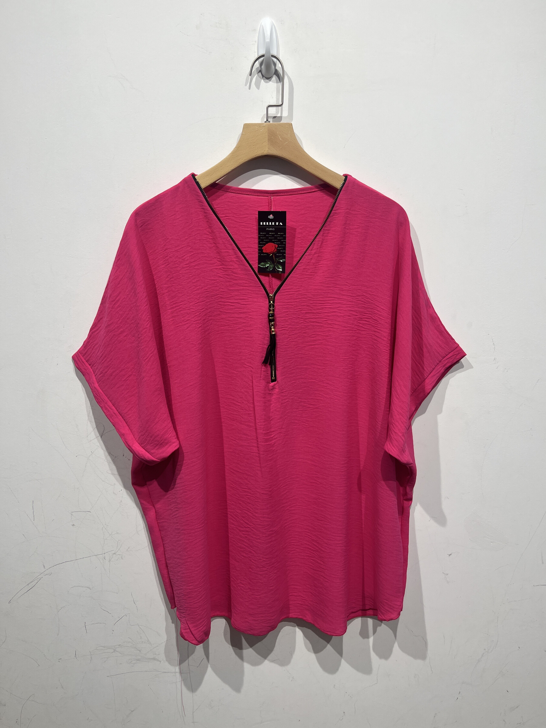 Wholesaler Belle Fa - Loose tunic with zipper closure.