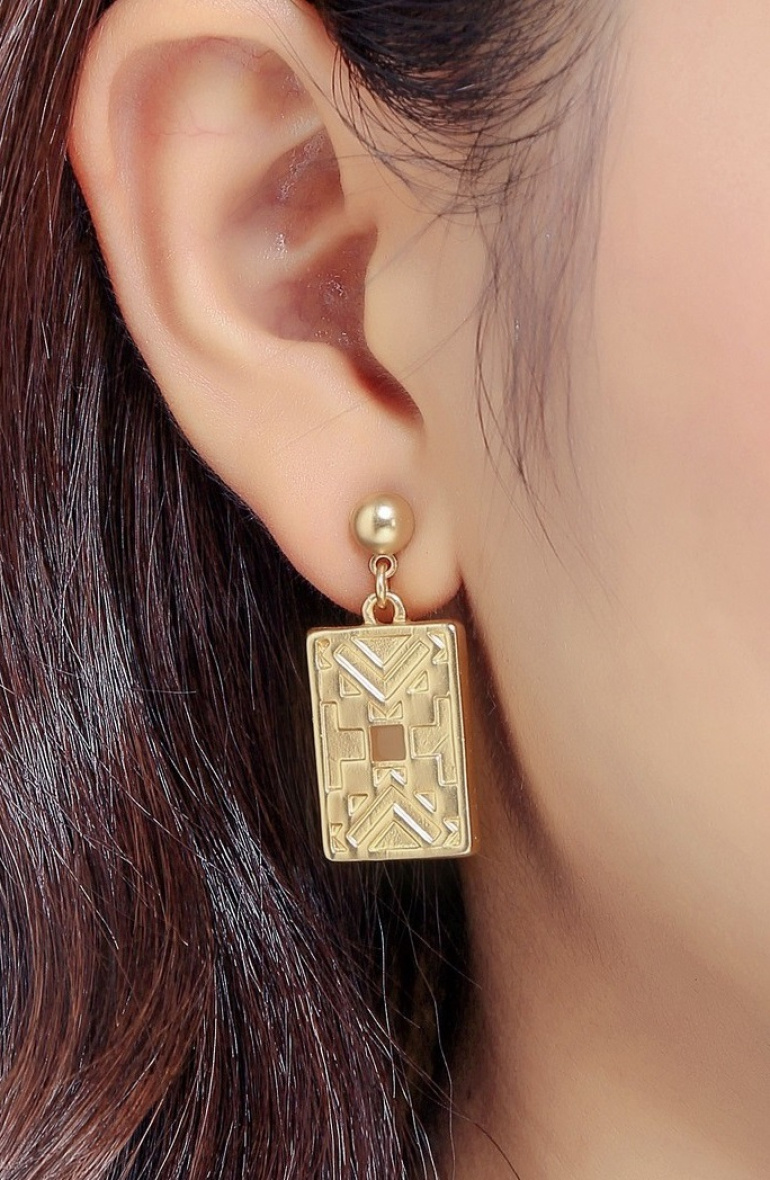 Wholesaler BELLE MISS - Matte metal earring with geometric pattern