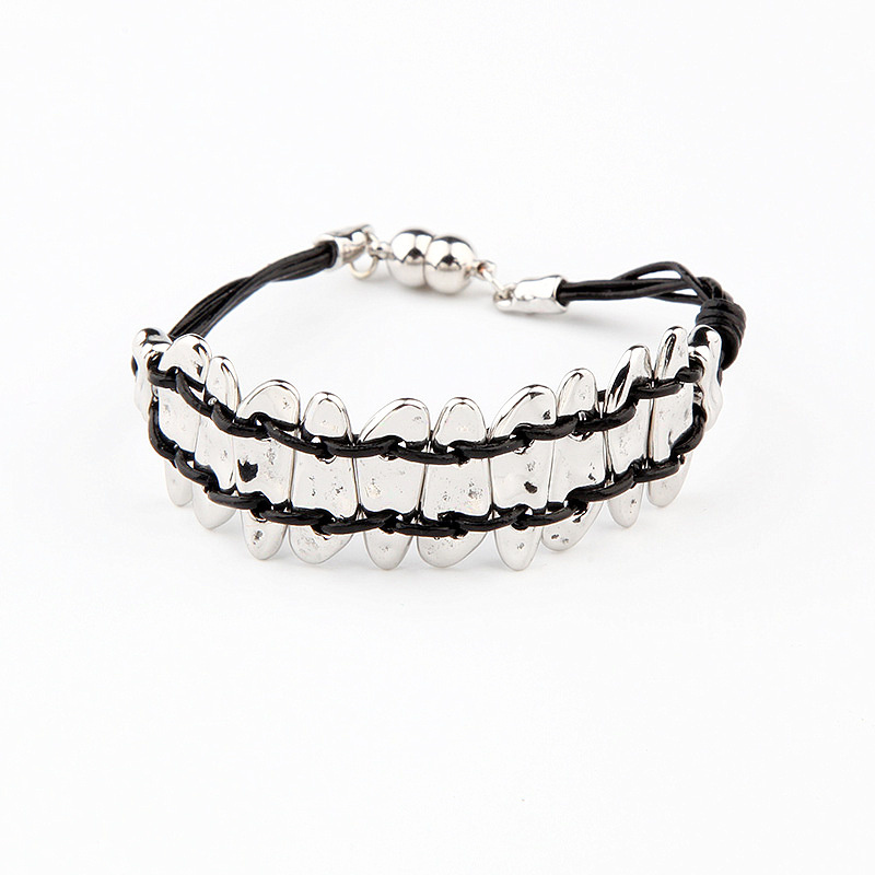 Mayorista BELLE MISS - Pulsera de cuero magnética con elementos metálicos