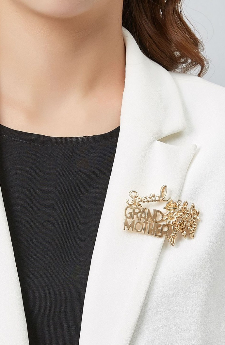 Grossiste BELLE MISS - Broche doré "special grand mere"
