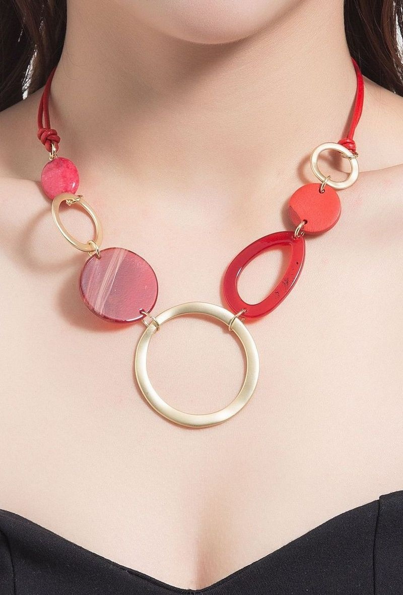 Collana di corda con elemento in resina - Rosso - 2 - formato grande