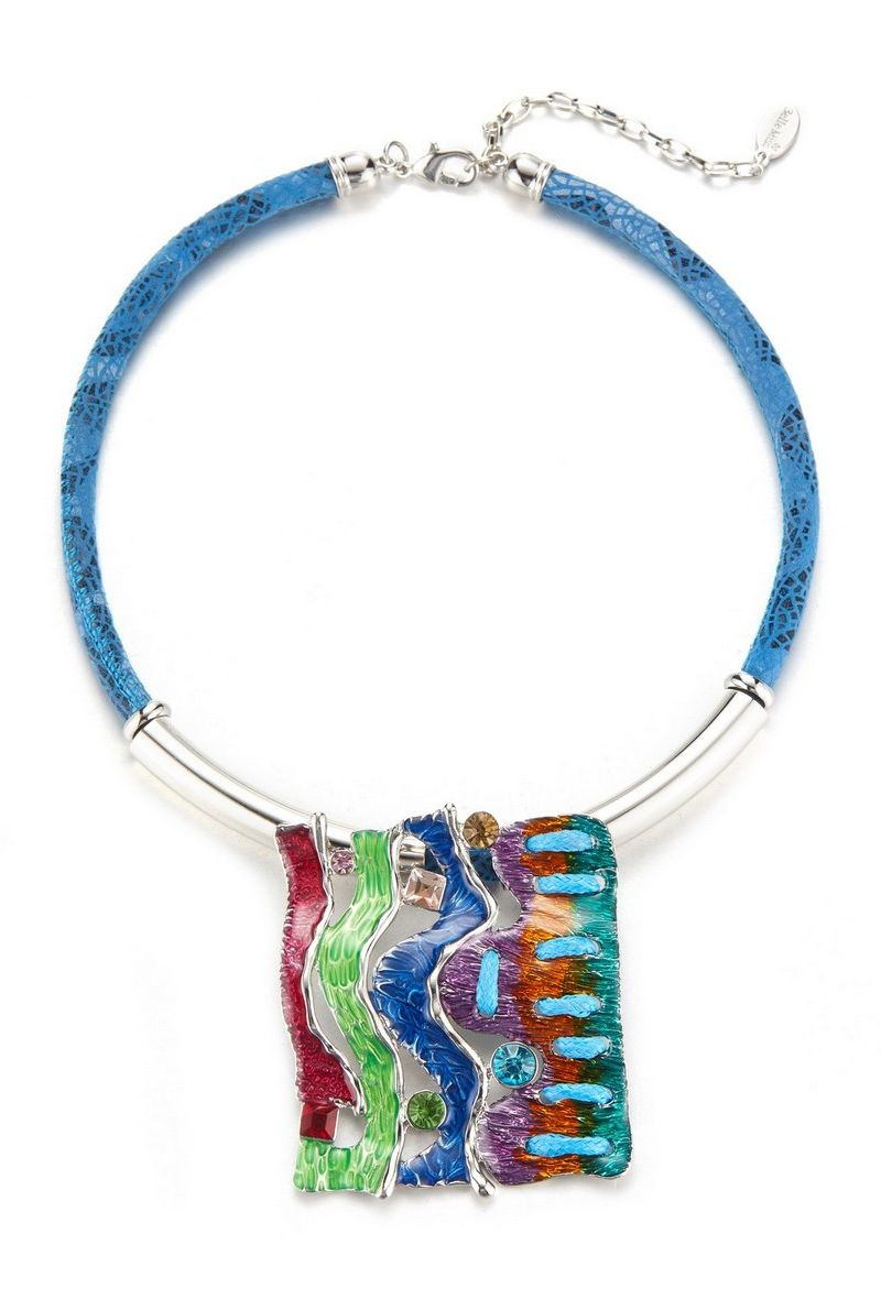 Grossiste BELLE MISS - collier cordon avec pendentif carré