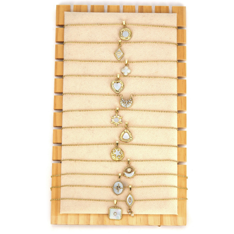 Wholesaler BELLE MISS - Plate of 12 pairs of steel and mother-of-pearl earrings