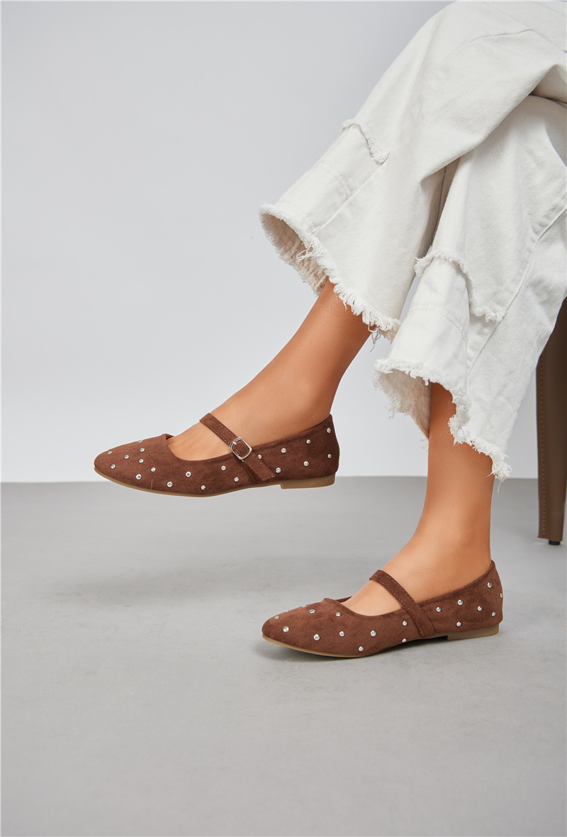 Großhändler Belle Women | Super Mode - Ballerinas aus Wildlederimitat mit Riemen und Nieten
