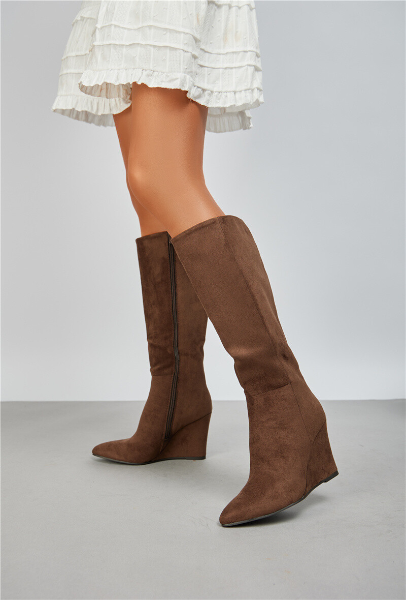 Mayorista Belle Women | Super Mode - Botas de cuña de ante/suedette con punta puntiaguda