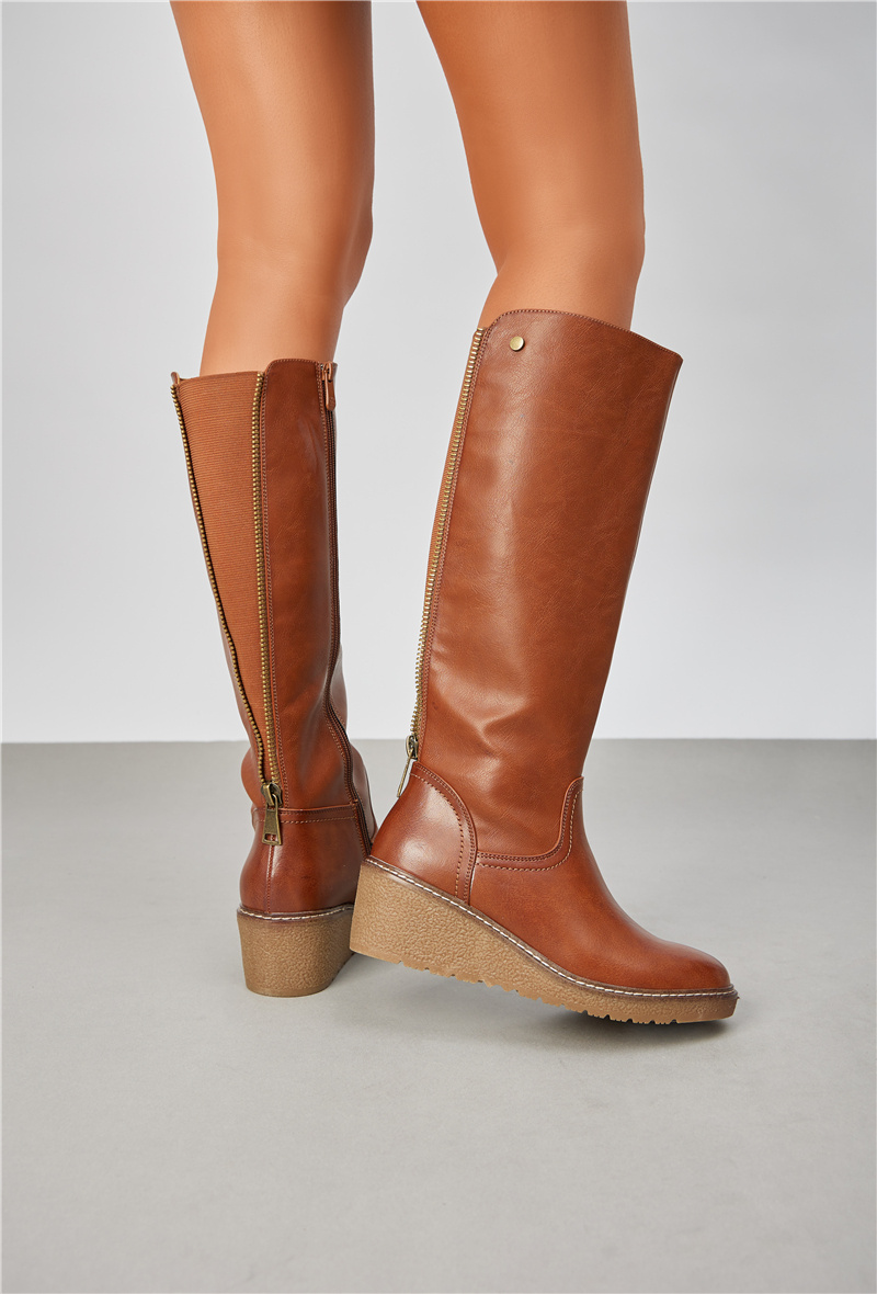 Grossiste Belle Women | Super Mode - Bottes compensées en similicuir avec élastique et zip décoratif à l'arrière