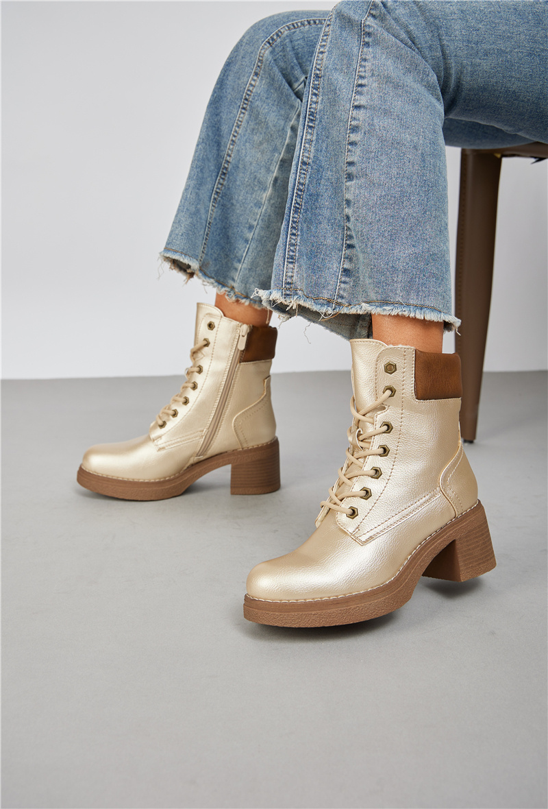 Großhändler Belle Women | Super Mode - Ranger-Stil Stiefel mit dickem Absatz