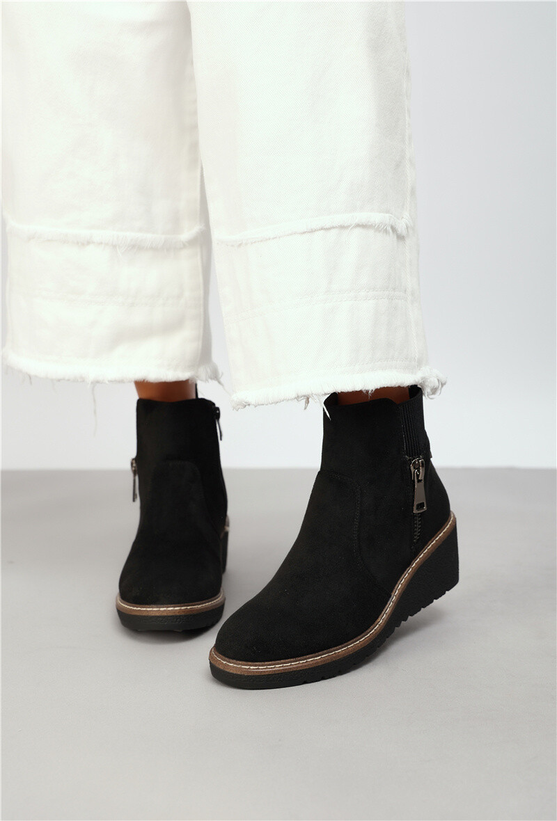 Großhändler Belle Women | Super Mode - Keilabsatz-Stiefeletten aus Wildleder/Wildlederimitat mit Elastik