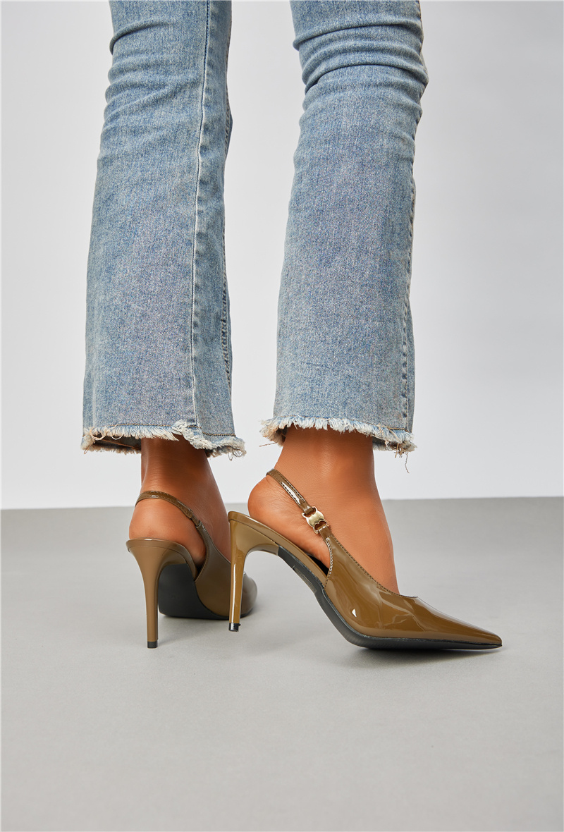 Großhändler Belle Women | Super Mode - Slingbacks aus Lackleder mit Stiletto-Absatz und dekorativer Schnalle