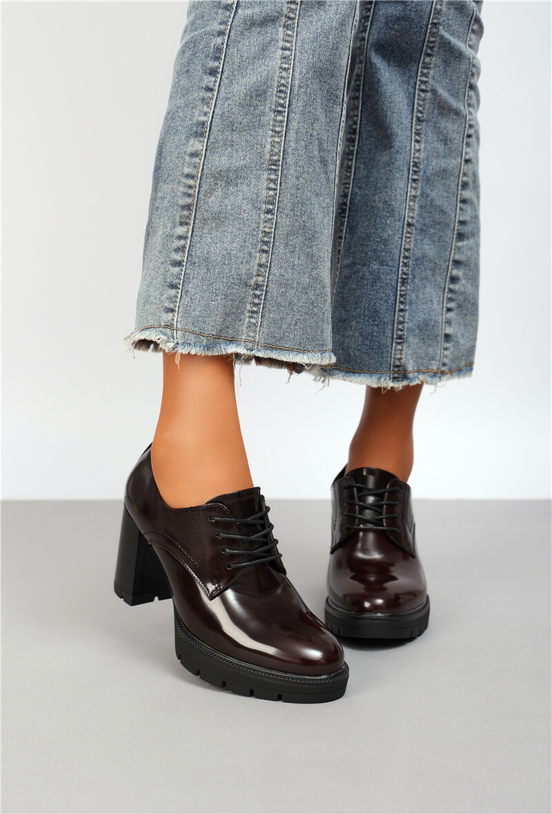 Grossiste Belle Women | Super Mode - Mocassins à talon et lacet