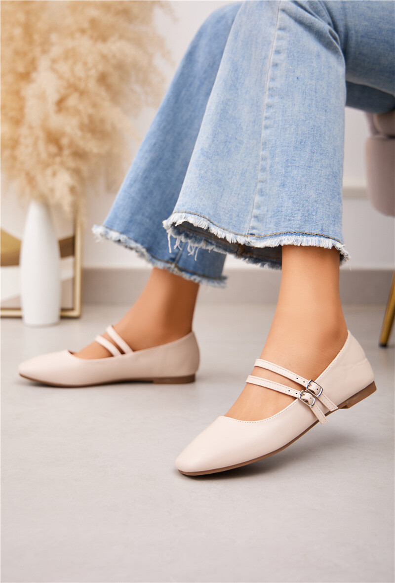 Großhändler Belle Women - Ballerinas / flache Babys mit Riemen
