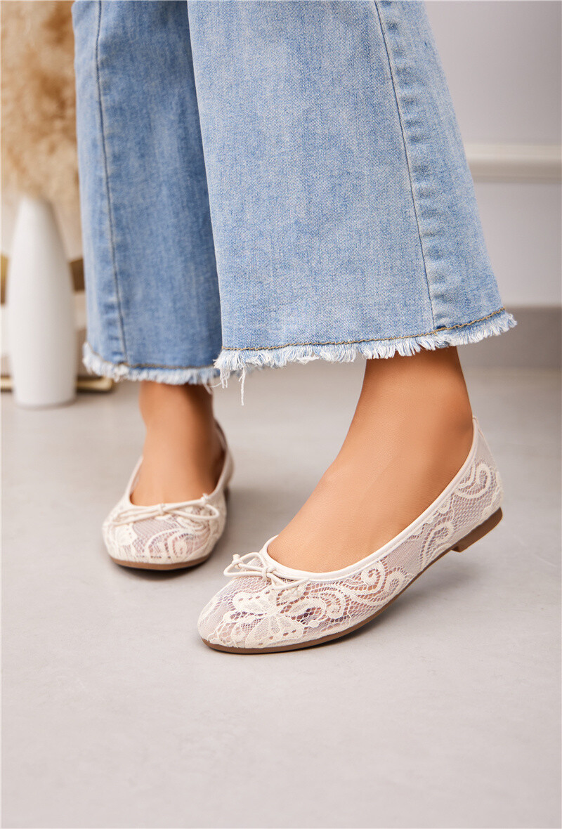Grossiste Belle Women | Super Mode - Ballerines en dentelle avec nœud