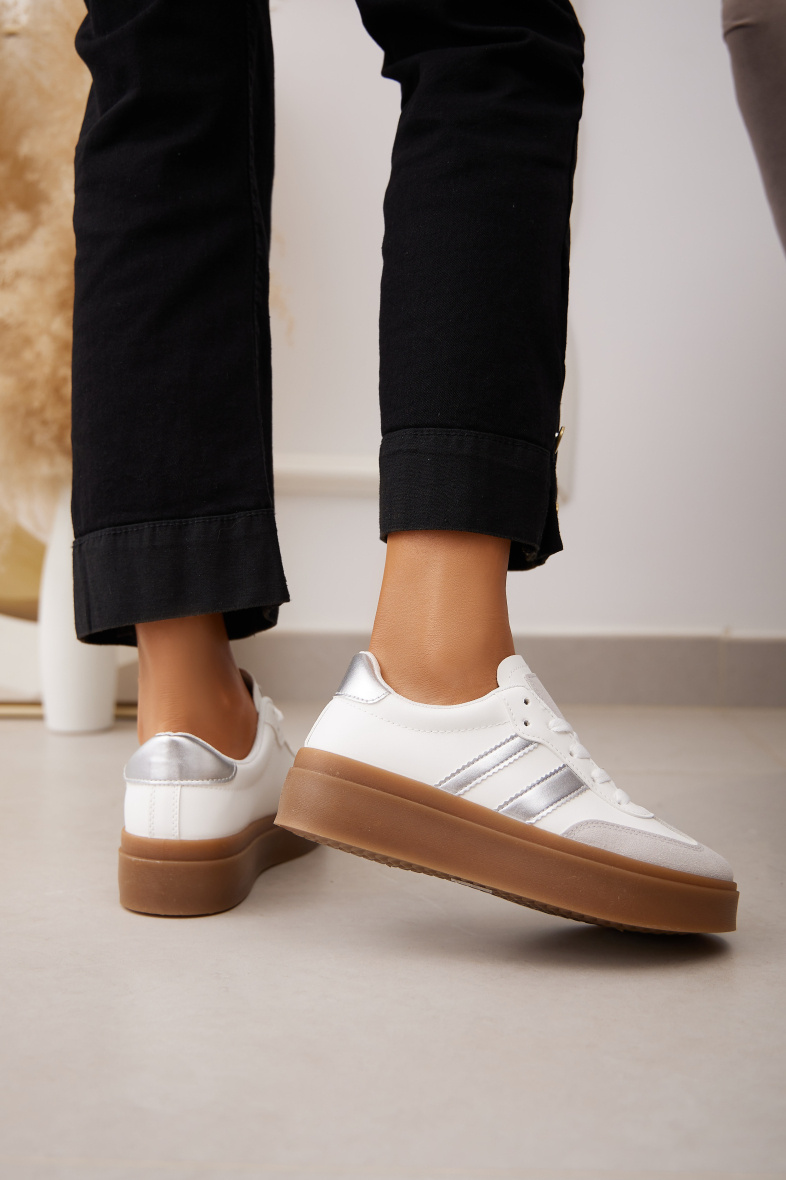 Großhändler Belle Women - Schnürsneaker mit Keilabsatz und zwei Streifen an der Seite