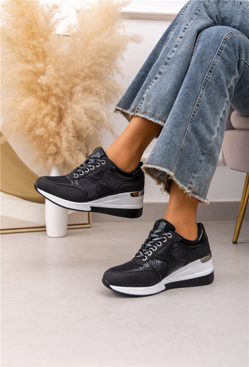 Großhändler Belle Women - Schnür-Sneaker mit Keilabsatz und Ledersohle.