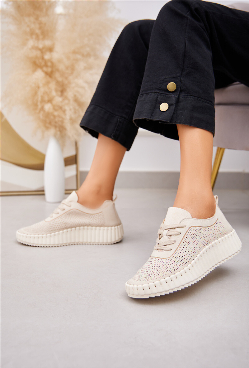Großhändler Belle Women - Spitzen -Turnschuhe und offene Arbeiten in Nubuck